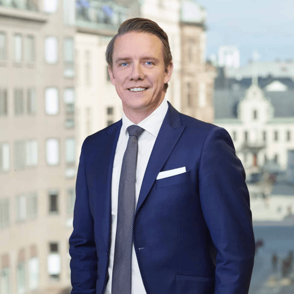 Foyen expanderar inom aktiemarknadsrätt när Daniel Sjöholm går in som ny delägare